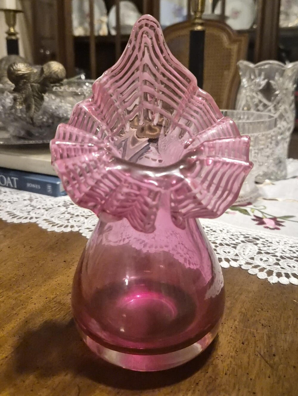 Fenton Tulip Cranberry Glass Swirl Jack In The Pulpit Vase